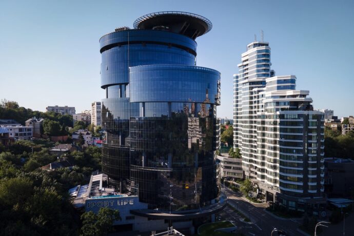 Київ сучасний: IQ Business Center (фото)