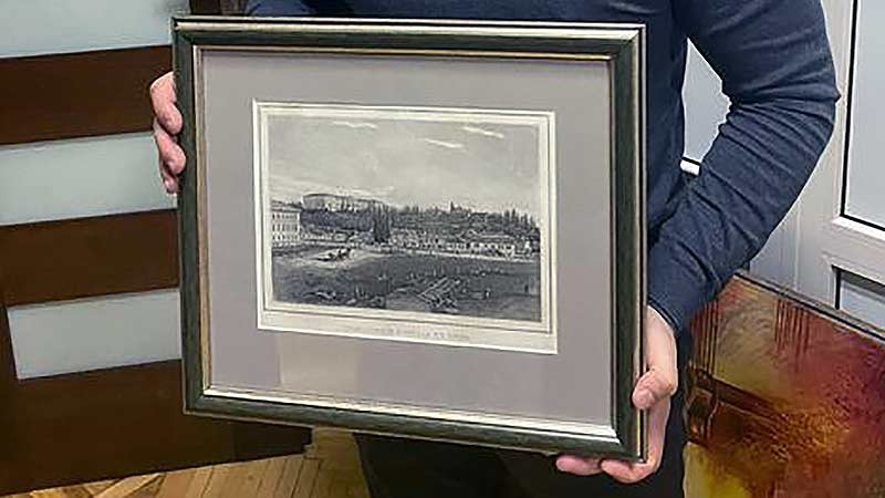 Детальніше про статтю Наш музей поповнився унікальним офортом із зображенням Хрещатицької площі кінця 19 ст.